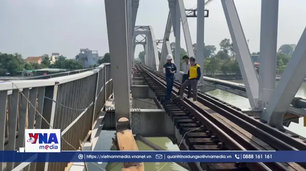 Khởi tố vụ sà lan va cầu Ghềnh khiến đường sắt Bắc – Nam gián đoạn