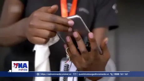 Thử nghiệm điện thoại thông minh giá rẻ tại châu Phi