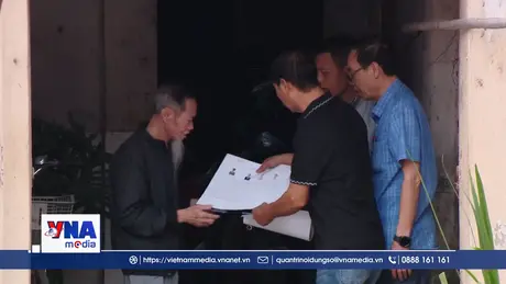 Phát thẻ cử tri bảo đảm quyền bầu cử của công dân