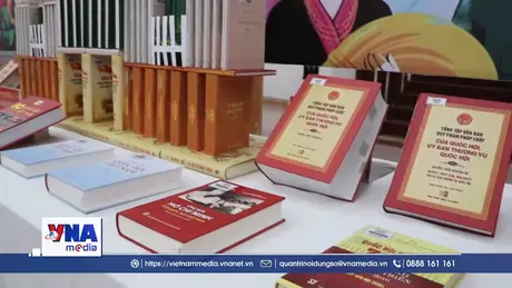 Huế trưng bày hơn 350 tư liệu sách, ảnh về bầu cử