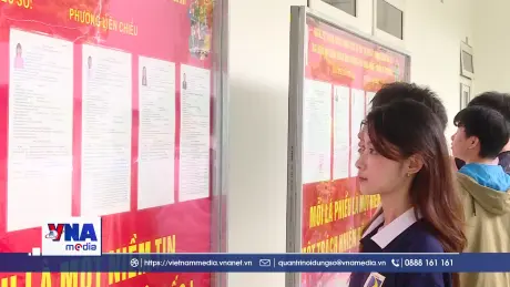 Cử tri trẻ Đà Nẵng ứng dụng công nghệ số trong mùa bầu cử