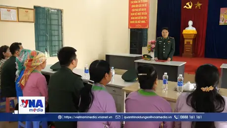 Người lính biên phòng đồng hành với cử tri nơi biên giới