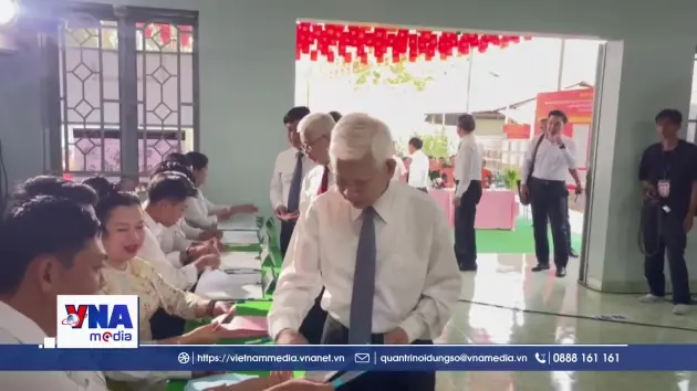 Cử tri TP. Hồ Chí Minh nô nức đi bầu cử