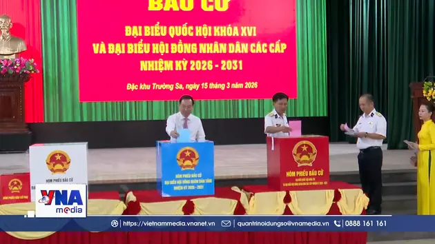 Cử tri đặc khu Trường Sa hòa chung ngày hội bầu cử của cả nước