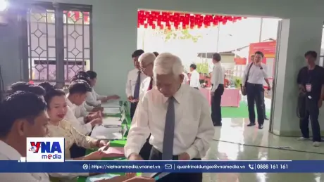 Cử tri TP. Hồ Chí Minh nô nức đi bầu cử