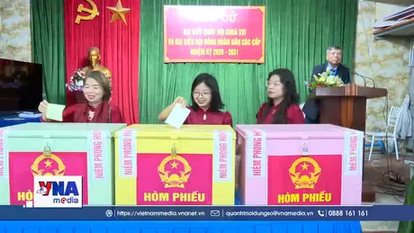 Nô nức Ngày hội non sông nơi cửa biển