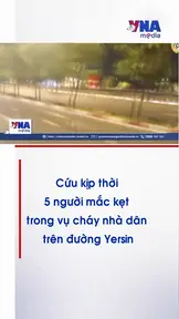 Cứu kịp thời 5 người mắc kẹt trong vụ cháy nhà dân trên đường Yersin