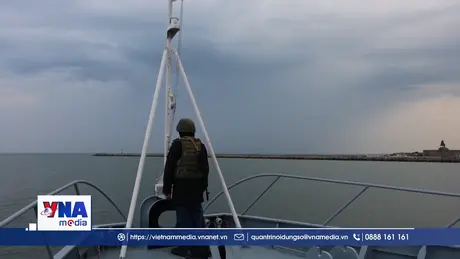 Nga cân nhắc điều tàu quân sự hộ tống tàu thương mại