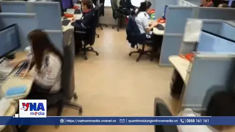 Những tình nguyện viên đối mặt bão lửa để cứu người