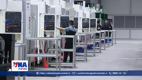 Doanh nghiệp mạnh tay đãi ngộ để hút lao động