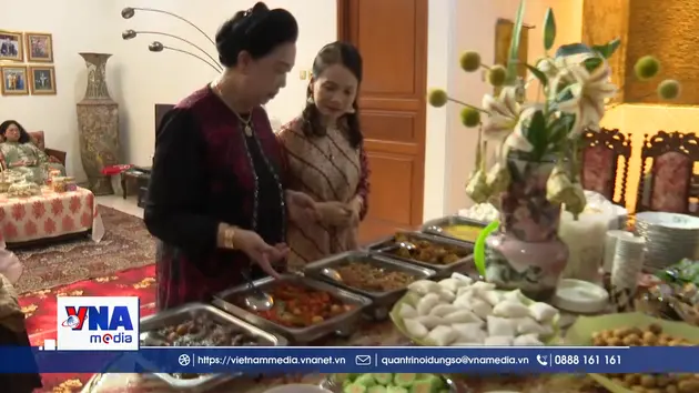 Lễ Idul Fitri tại một gia đình Hồi giáo ở Indonesia