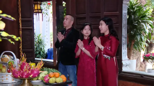 Tết muôn nơi: Tết về bên gia đình