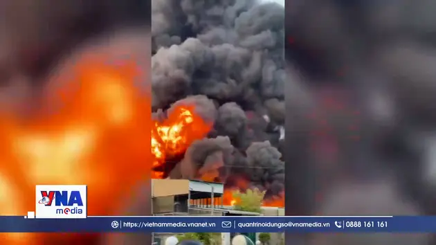 TP.HCM: Khống chế nhanh vụ cháy công ty hóa chất