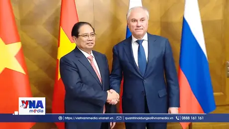 Thủ tướng Phạm Minh Chính gặp Chủ tịch Đuma Quốc gia Nga
