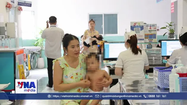 Bệnh tay chân miệng gia tăng, nhiều ca trở nặng do biến chủng EV71