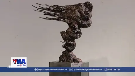 “Vọng kim”: Đối thoại với ký ức và hiện tại của Nguyễn Tuấn Hoàng