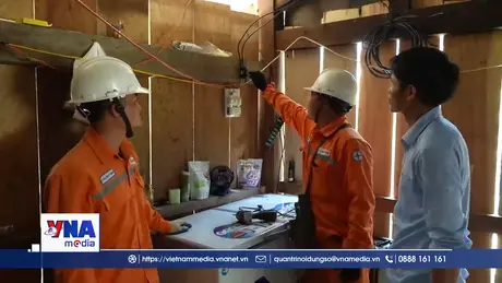 Quảng Ngãi hoàn thành đưa điện lưới quốc gia về cụm dân cư 3B