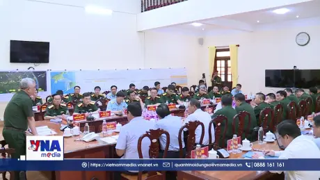 Đoàn công tác của Bộ Quốc phòng làm việc tại Cà Mau