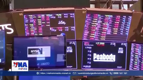 Chứng khoán Mỹ tăng mạnh, giá dầu hạ nhiệt