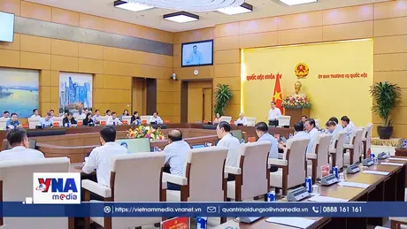 Chủ tịch Quốc hội chủ trì Hội nghị với lãnh đạo Tổ đảng Đoàn đại biểu Quốc hội