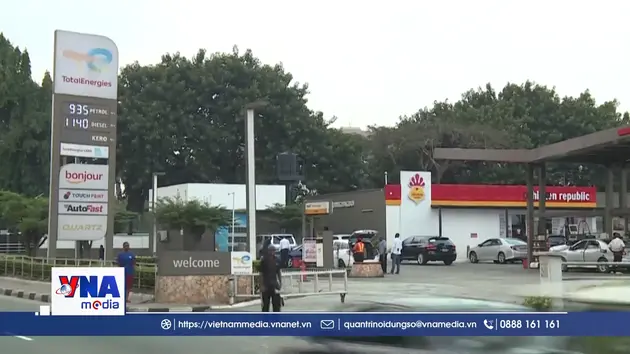 IMF cảnh báo nguy cơ tăng trưởng toàn cầu chậm lại