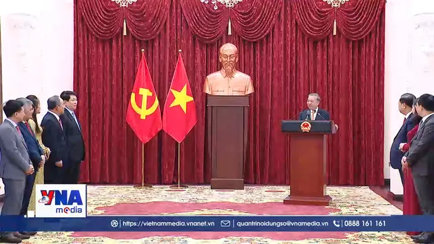 Tổng Bí thư, Chủ tịch nước Tô Lâm gặp mặt cán bộ Văn phòng Chủ tịch nước