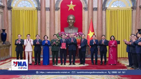 Trao quyết định bổ nhiệm các thành viên Chính phủ