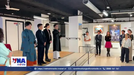 Nghệ sĩ trẻ Việt Nam tỏa sáng tại Paris
