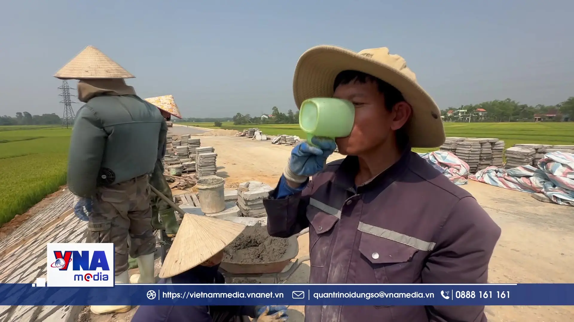 Người lao động Đà Nẵng chật vật giữa thời tiết gay gắt