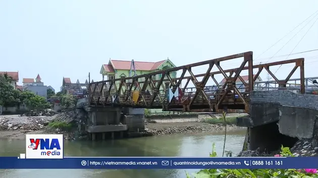 Sớm xử lý tình trạng mất an toàn tại cầu sắt Quần Liêu