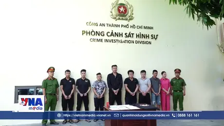 Khởi tố nhóm cưỡng đoạt tài sản núp bóng mua bán nợ