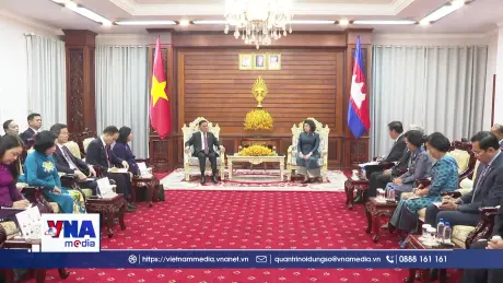Lễ đón trọng thể Thường trực Ban Bí thư Trần Cẩm Tú thăm chính thức Vương quốc Campuchia