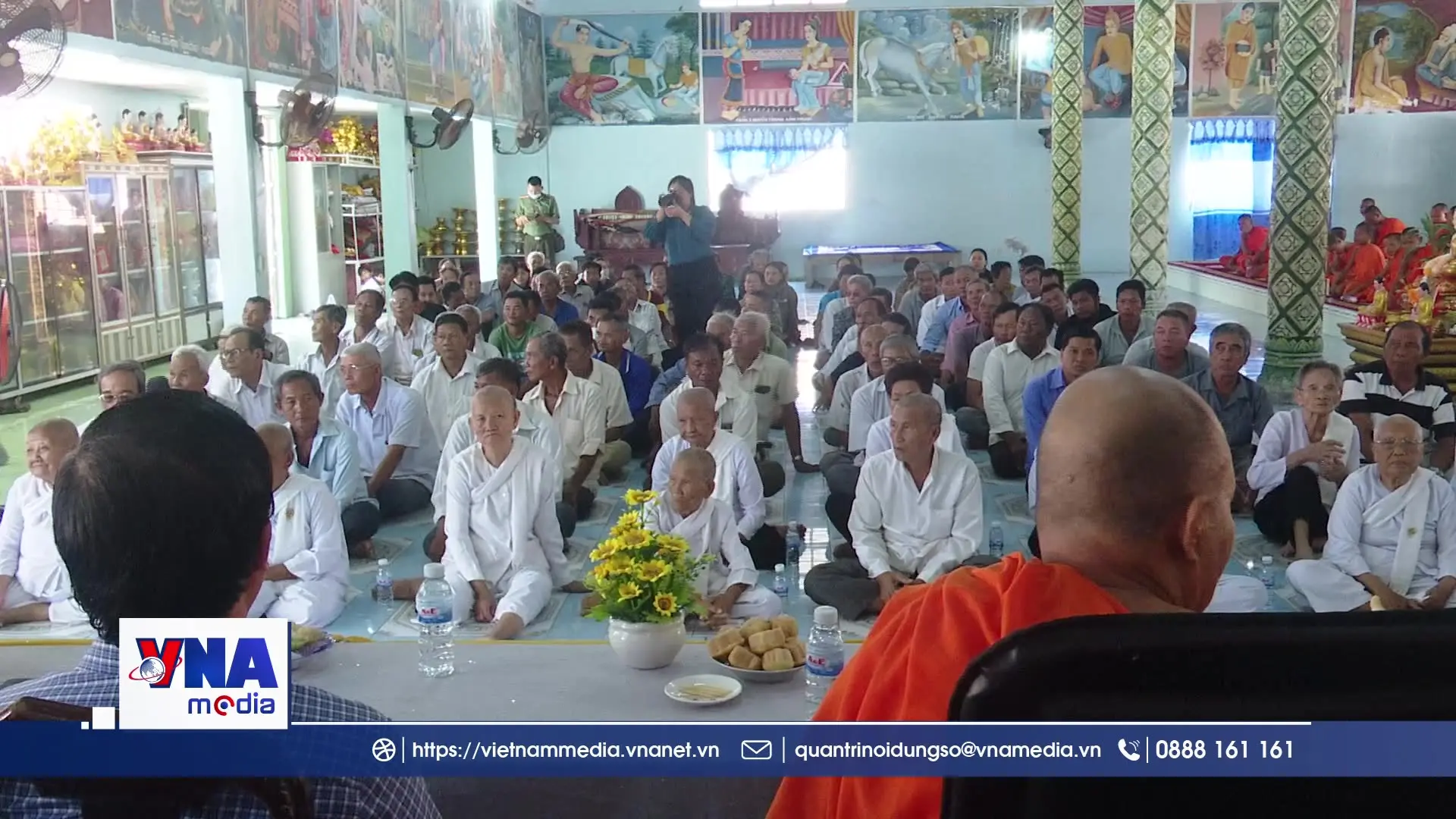 Đoàn công tác Bộ Dân tộc và Tôn giáo chúc Tết tại Cà Mau