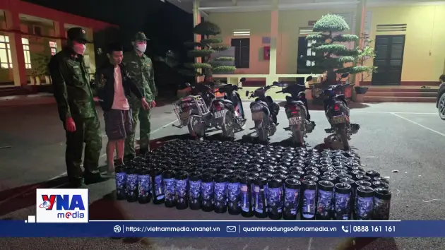 Quảng Ninh bắt vụ vận chuyển 184 bình khí cười trái phép