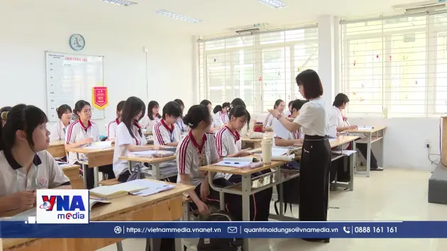 Tăng lương cơ sở giáo viên kỳ vọng tăng phụ cấp