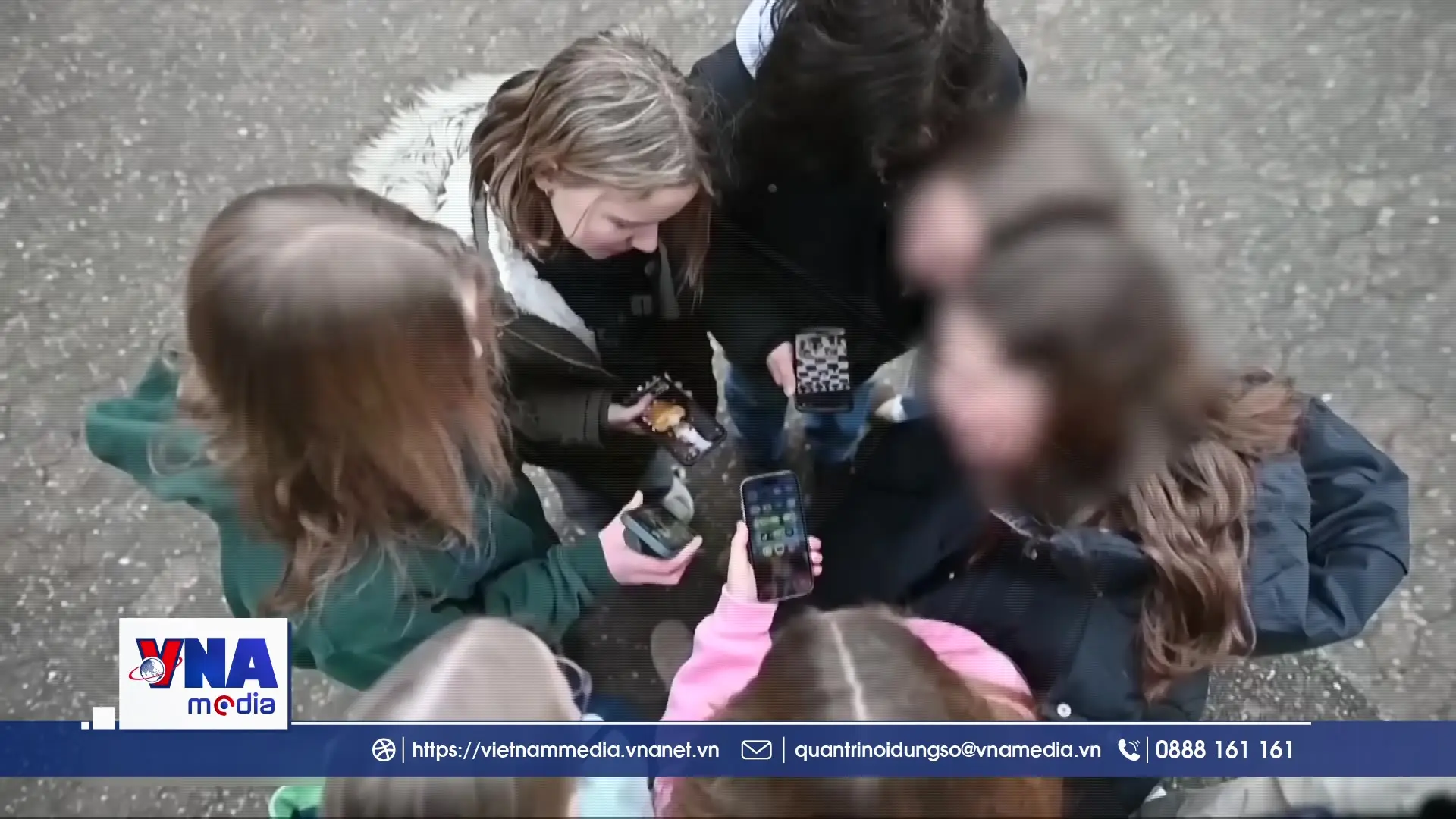 Ảnh hưởng của mạng xã hội đối với kết quả học tập của trẻ em