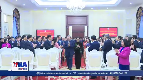 Trạm tin sáng ngày 15/4: Tổng Bí thư, Chủ tịch nước Tô Lâm gặp gỡ kiều bào tại Bắc Kinh, Trung Quốc