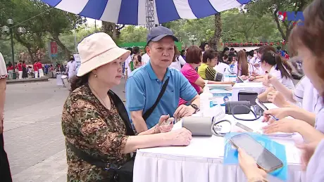 Chính sách và cuộc sống: NQ72 - Chuyển trọng tâm sang phòng bệnh