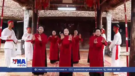 Rộn ràng làng Xoan cổ vào mùa Giỗ Tổ