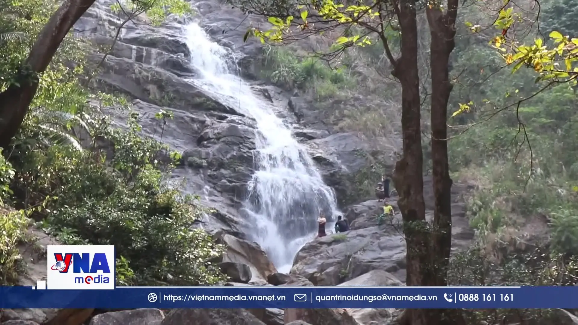 Chưa khai thác hết tiềm năng Thác Lụa, Quảng Ngãi