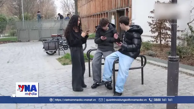 Pháp thúc đẩy “ngày ngắt kết nối” hàng tháng cho giới trẻ