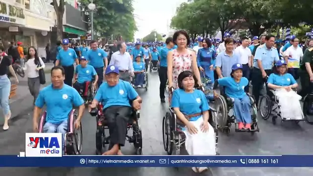 Hàng ngàn người dự lễ kỷ niệm Ngày Người khuyết tật Việt Nam