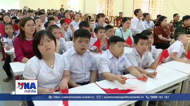 Đại tướng Nguyễn Trọng Nghĩa thăm Trường Tương Lai, Cần Thơ