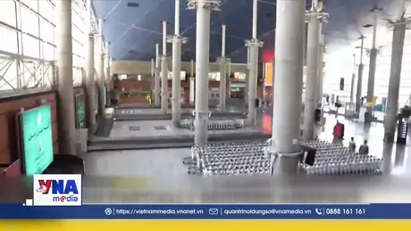 Iran mở lại một phần không phận