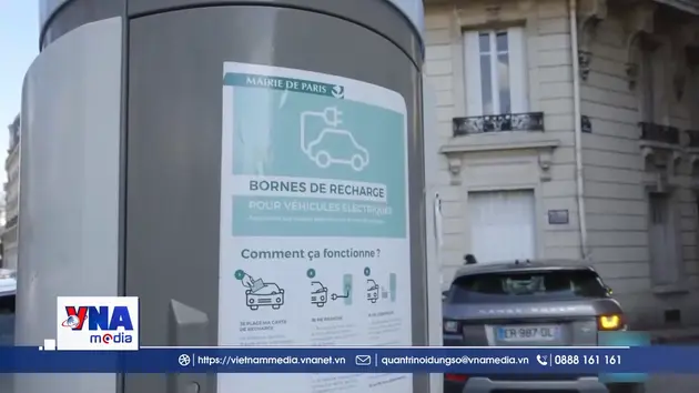 Pháp triển khai chương trình cho thuê xe điện giá rẻ