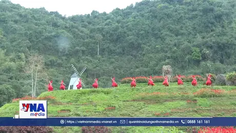 Níu chân du khách bằng show diễn thực cảnh giữa lòng di sản