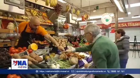 Kinh tế toàn cầu đối mặt nguy cơ suy thoái