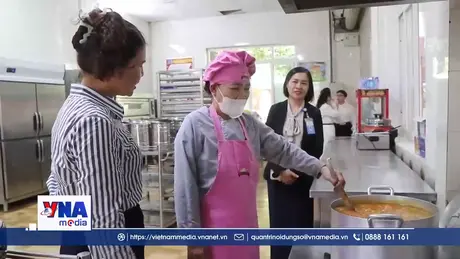 Tăng cường giám sát an toàn thực phẩm trong trường học