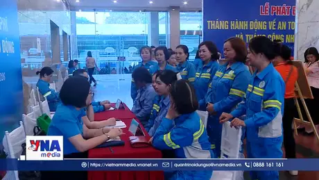 Hà Nội lấy người lao động làm trung tâm