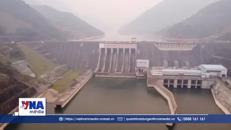 Thủy điện đa mục tiêu trên sông Đà giữ nhịp dòng điện